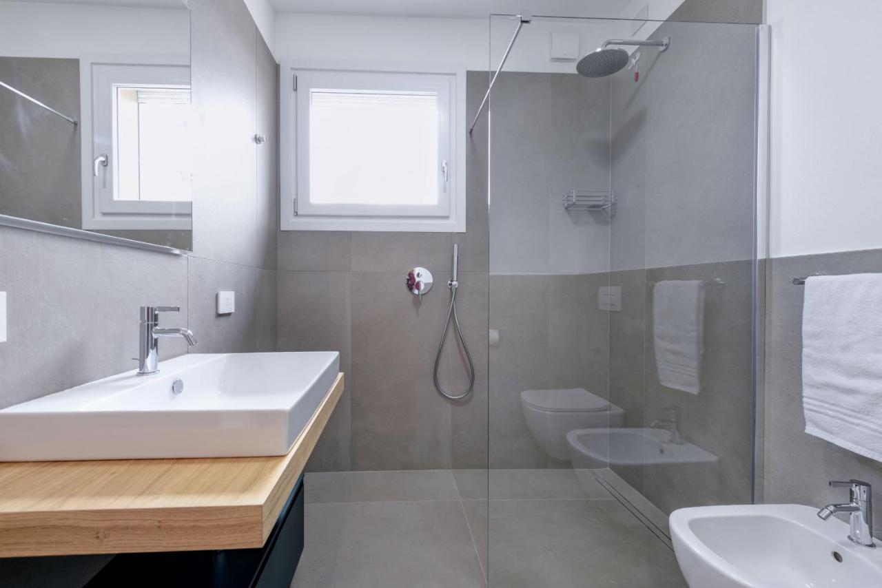 Opalia Residence - Garda Lake Lifestyle Apartment Peschiera del Garda Extérieur photo