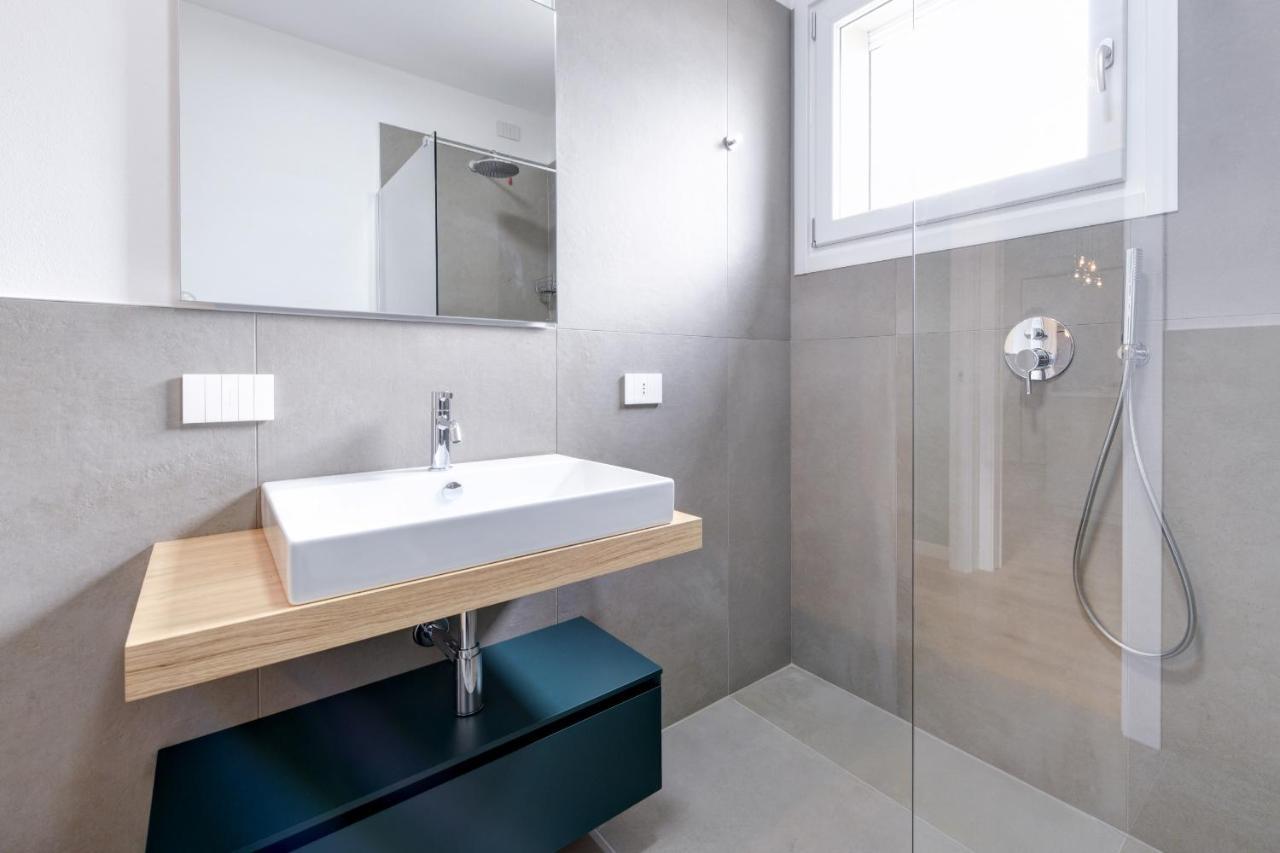 Opalia Residence - Garda Lake Lifestyle Apartment Peschiera del Garda Extérieur photo
