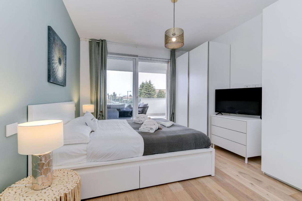 Opalia Residence - Garda Lake Lifestyle Apartment Peschiera del Garda Extérieur photo