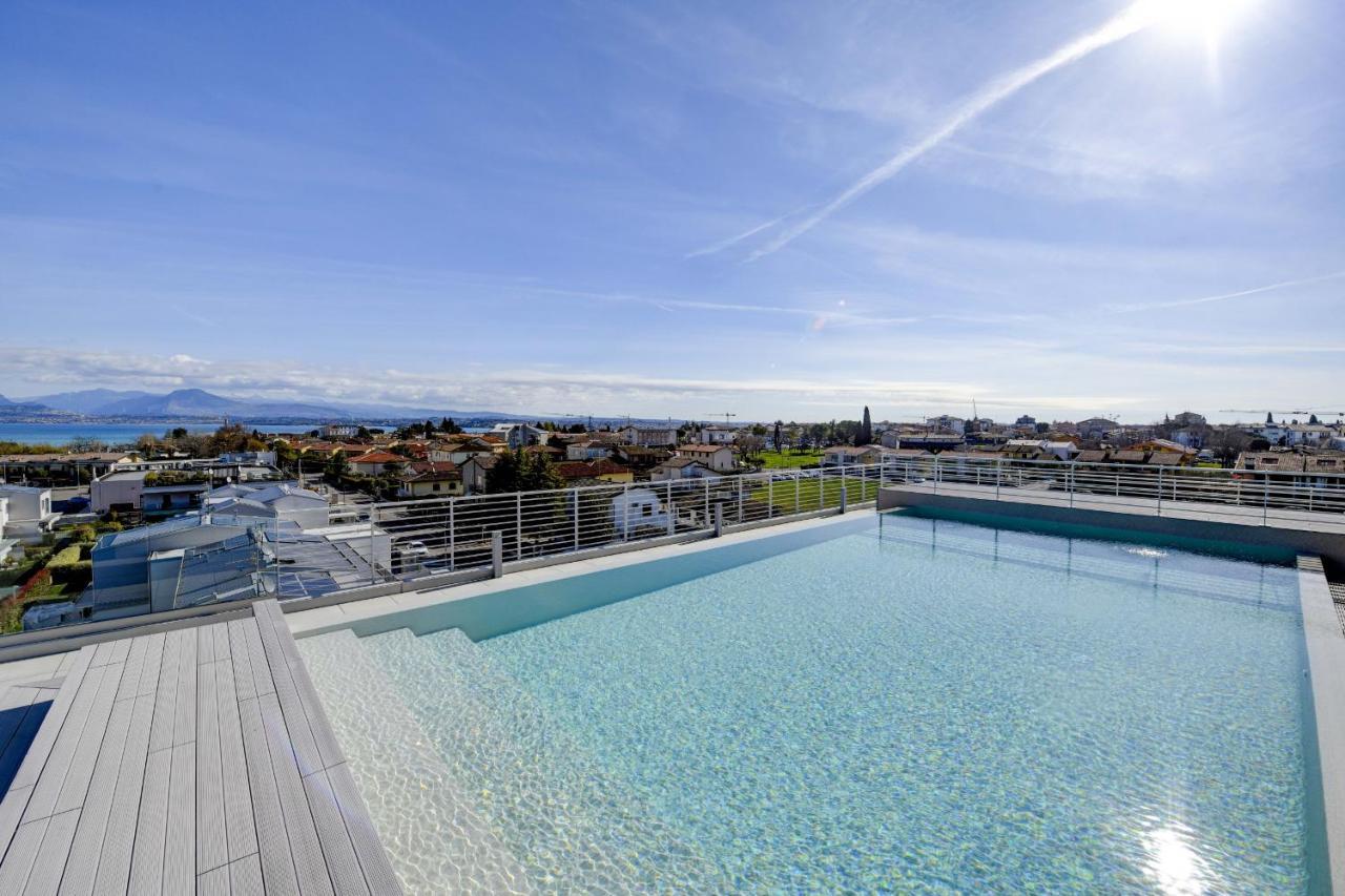 Opalia Residence - Garda Lake Lifestyle Apartment Peschiera del Garda Extérieur photo