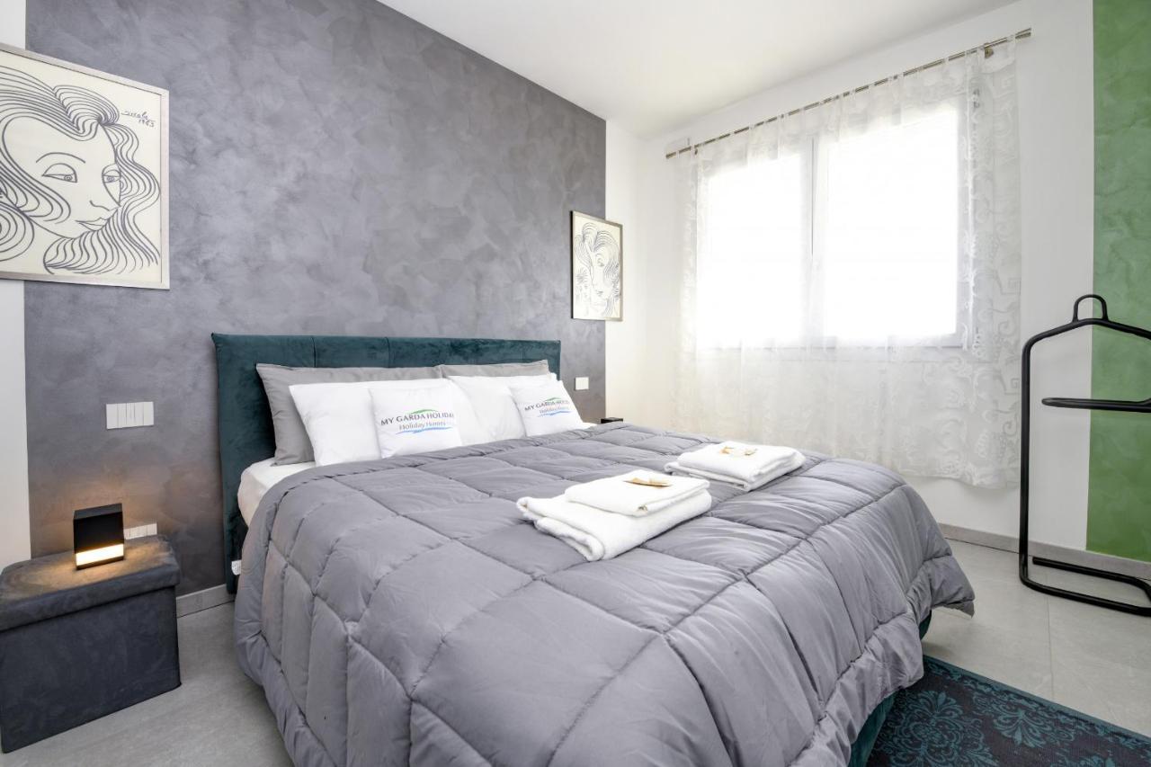 Opalia Residence - Garda Lake Lifestyle Apartment Peschiera del Garda Extérieur photo