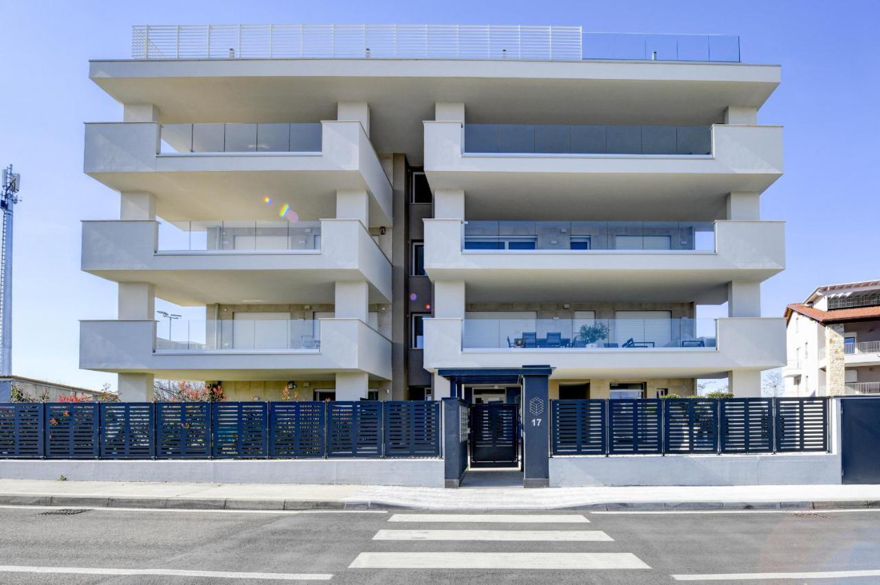 Opalia Residence - Garda Lake Lifestyle Apartment Peschiera del Garda Extérieur photo