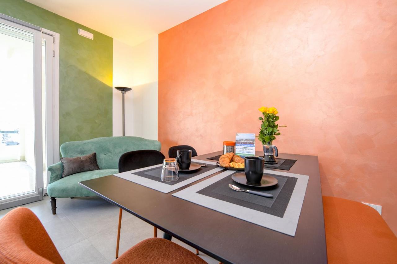Opalia Residence - Garda Lake Lifestyle Apartment Peschiera del Garda Extérieur photo