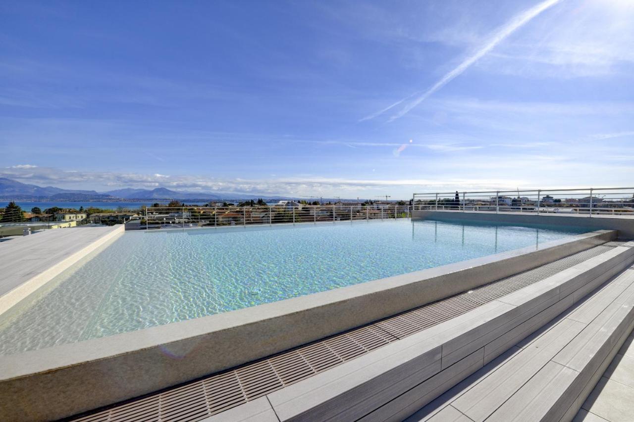 Opalia Residence - Garda Lake Lifestyle Apartment Peschiera del Garda Extérieur photo